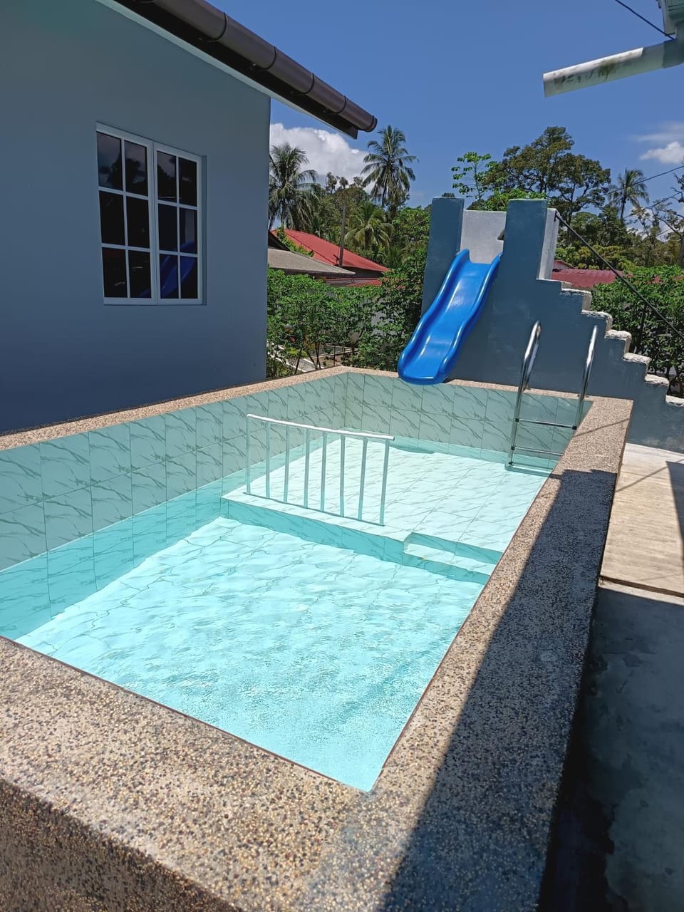 Homestay Hulu Langat Riverview with POOL BBQ beside RIVER Netflix Village Vibes WiFi Free House in Hulu Langat