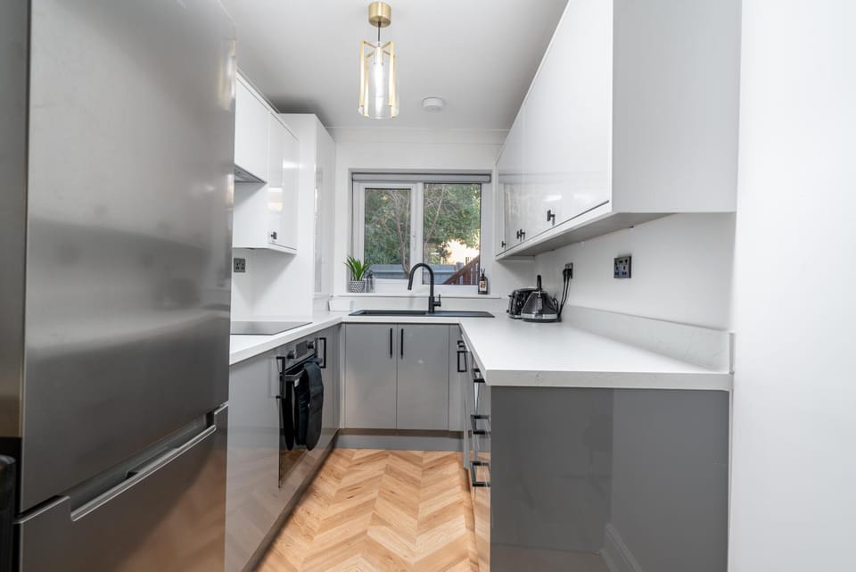 Kitchen or kitchenette, dishwasher, minibar, pet friendly, stove