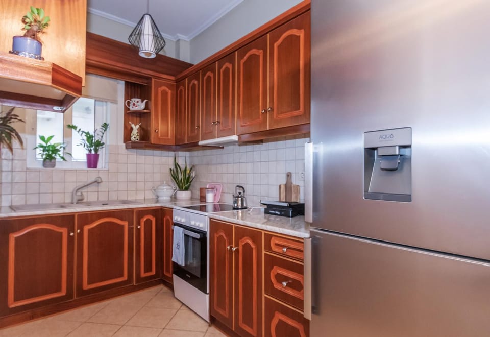 Kitchen or kitchenette, pet friendly, stove
