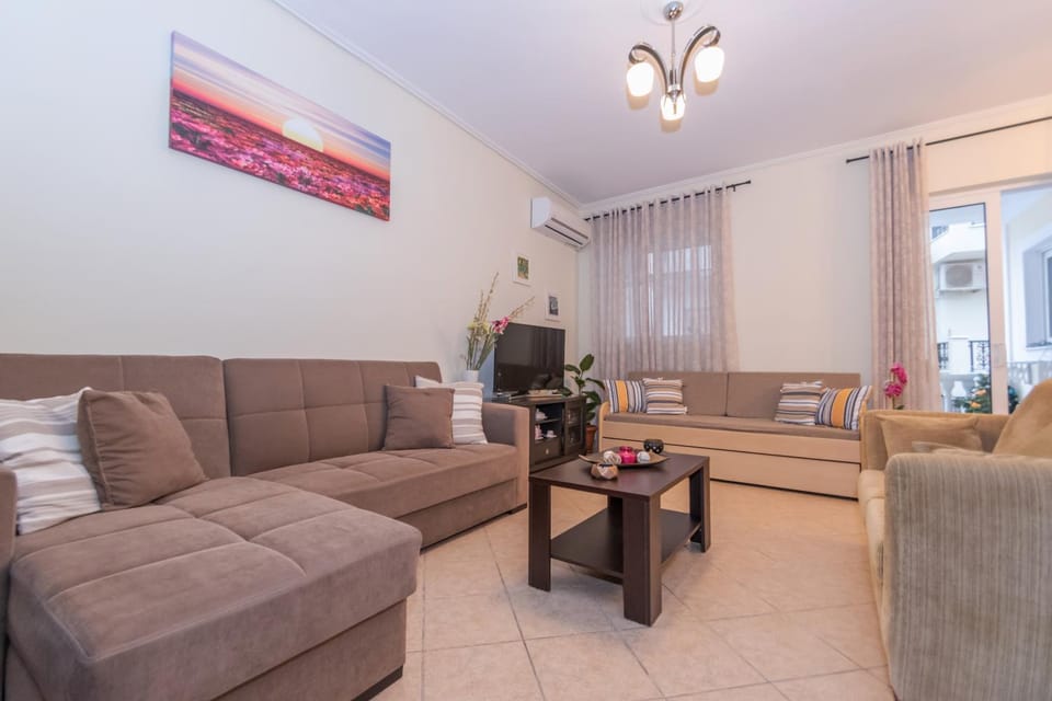 TV and multimedia, Seating area