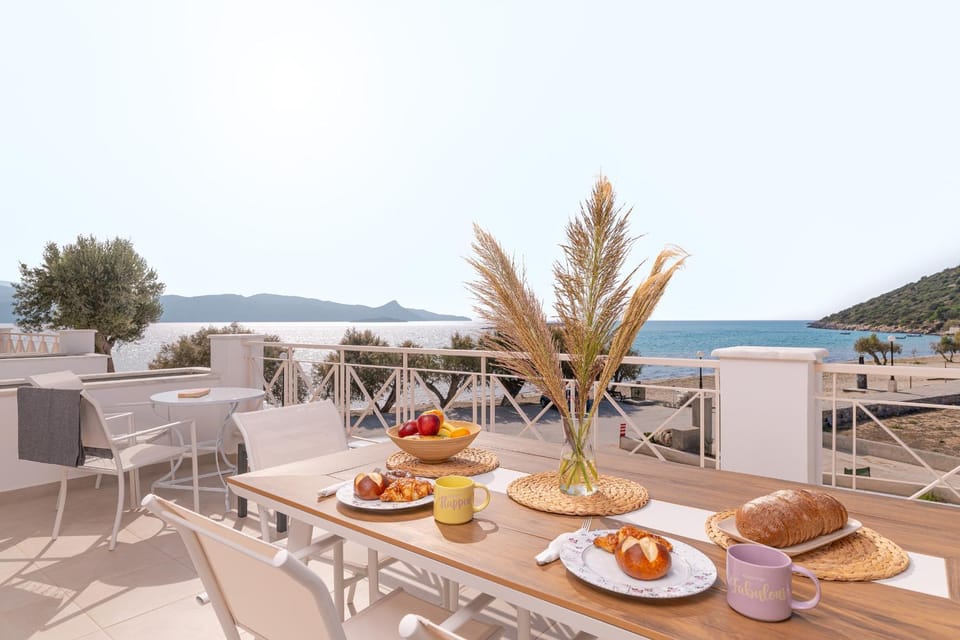 Balcony/Terrace, Balcony/Terrace, Seating area, Beach, Sea view, Sea view, Sunrise, Sunset