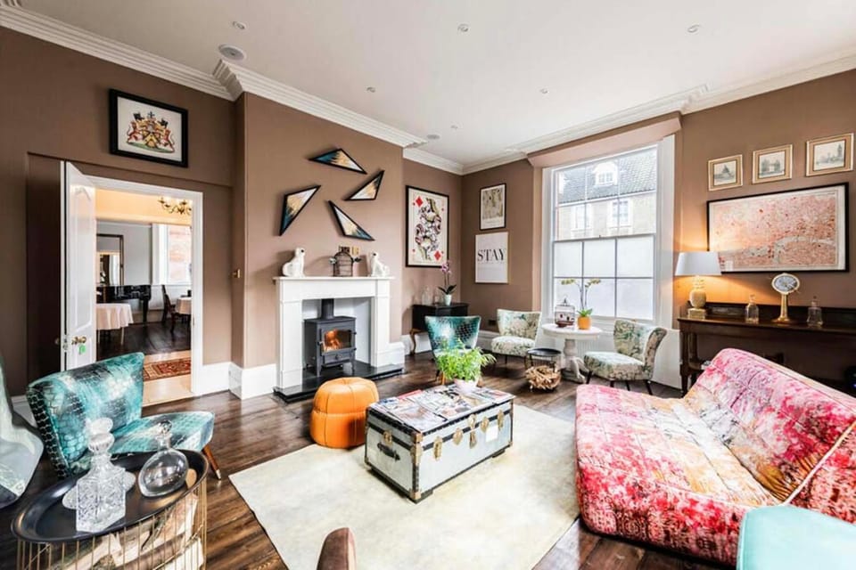 Living room, Lounge or bar