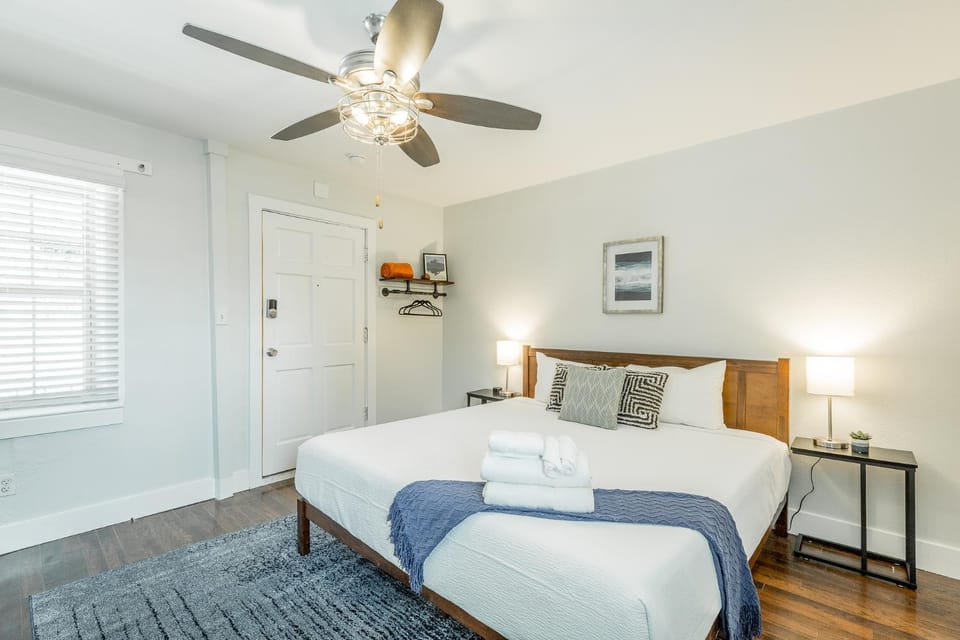 06 The Mollino Room - A PMI Scenic City Vacation Rental Hotel in Chattanooga