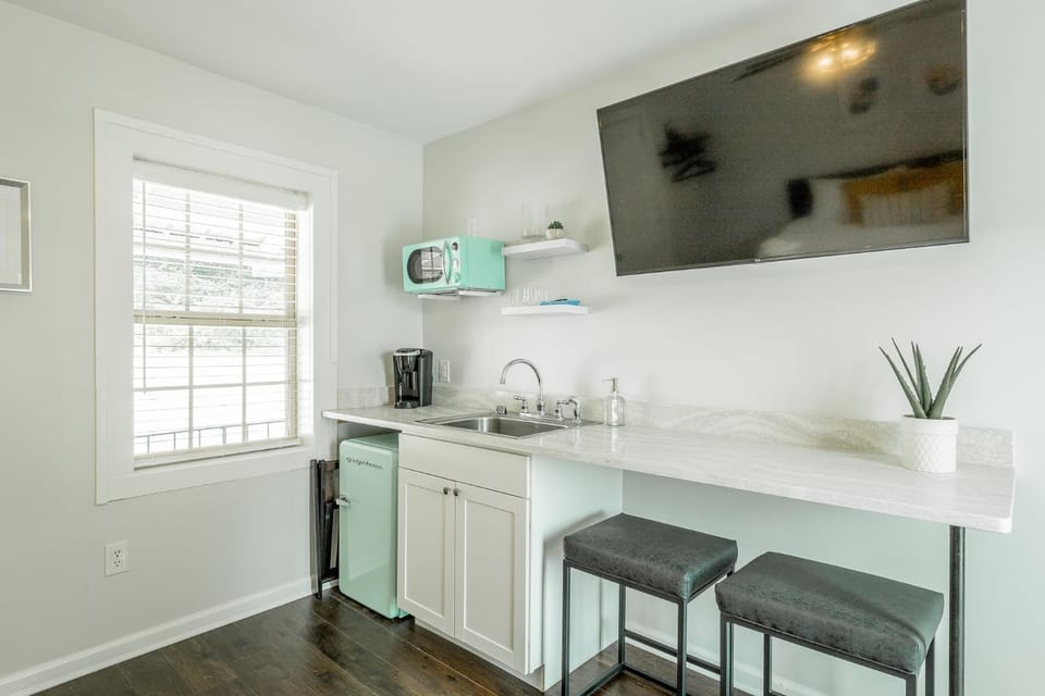 05 The Finn Room - A PMI Scenic City Vacation Rental Hotel in Chattanooga