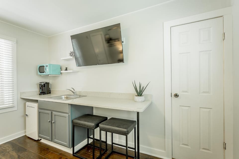 07 The Gio Room - A PMI Scenic City Vacation Rental Hotel in Chattanooga