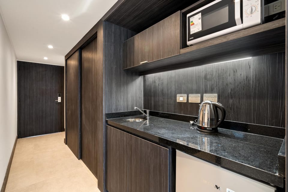 Coffee/tea facilities, Kitchen or kitchenette, minibar