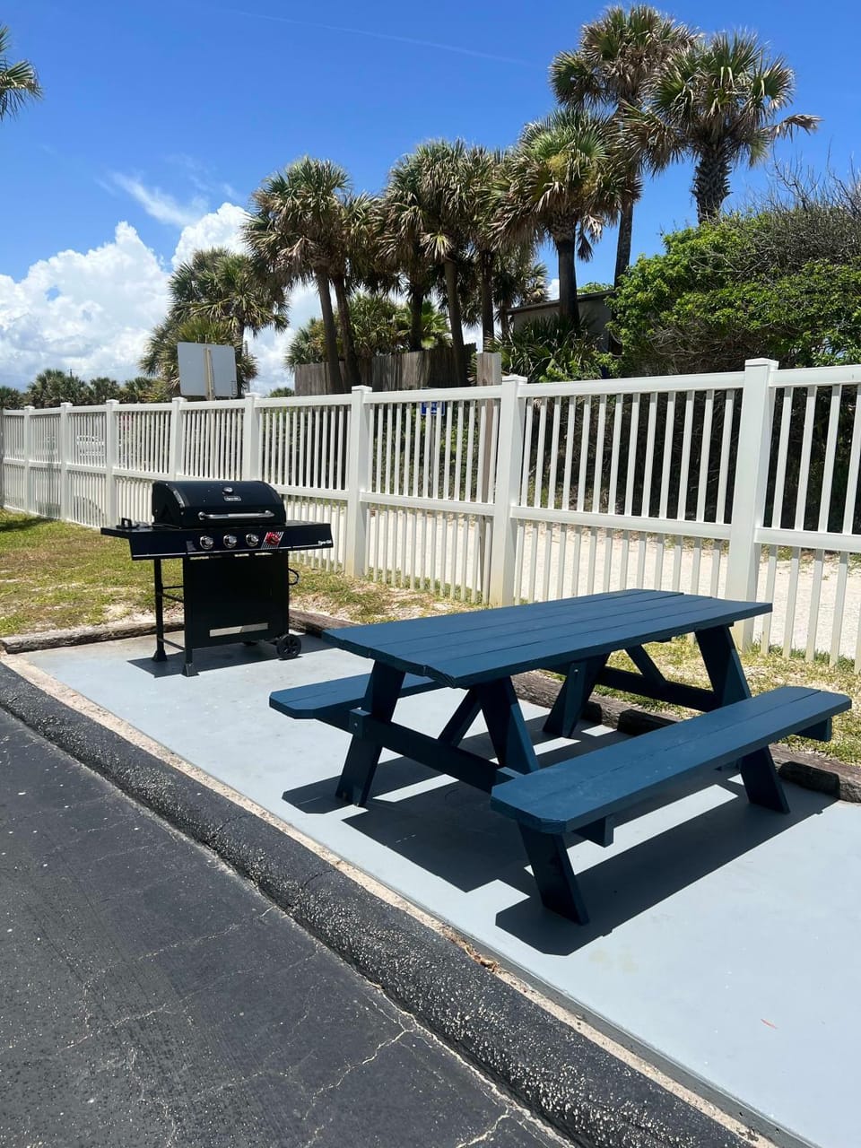 Sapphire Shores- Oceanfront at Symphony Beach Club House in Ormond Beach