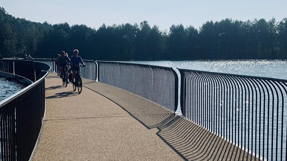 Nearby landmark, Natural landscape