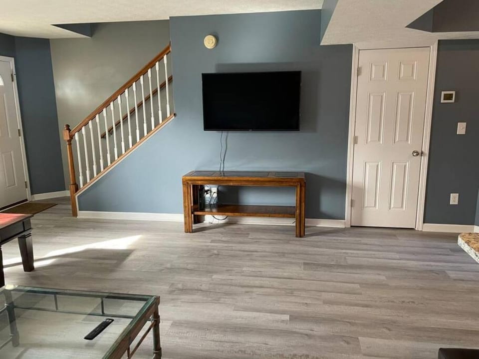 Luxury Townhome 1 Remodeled February 2021 House in Bloomington