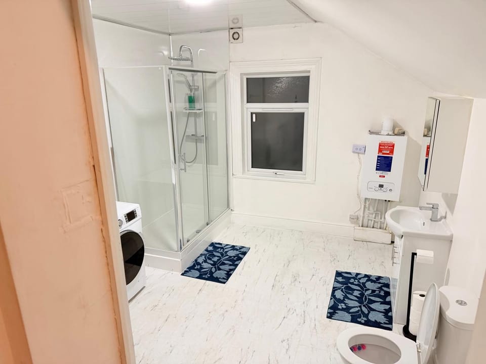 Bespoke 2 Bedroom Apt Derby City Apartment in Derby