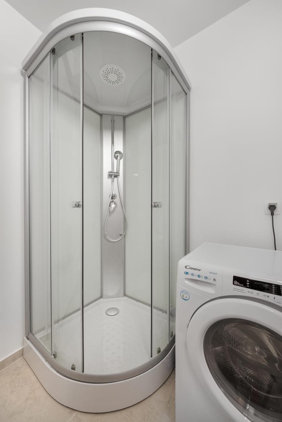 Shower, Bathroom, washing machine, dryer