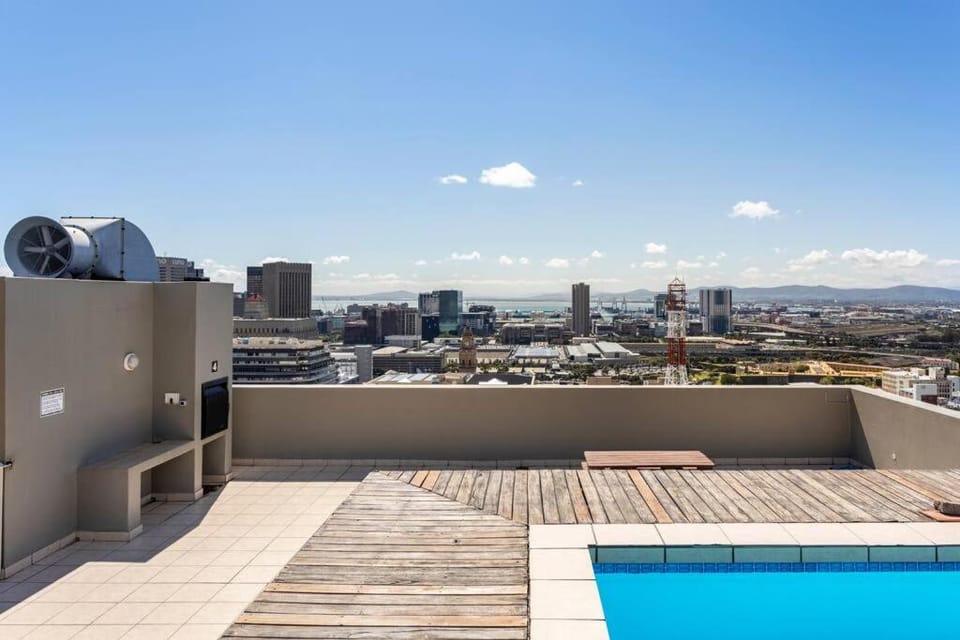 Balcony/Terrace, Pool view, Swimming pool