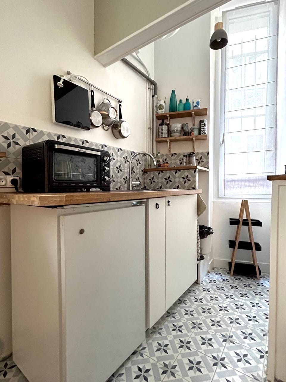 pet friendly, stove