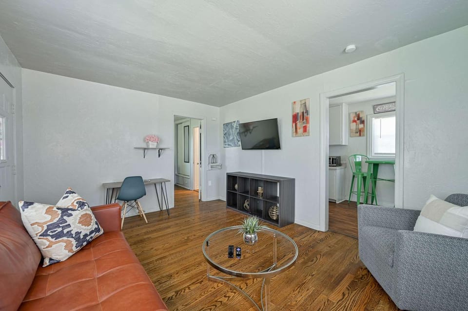 Great for travel workers affordable for long stay Apartment in Oklahoma City