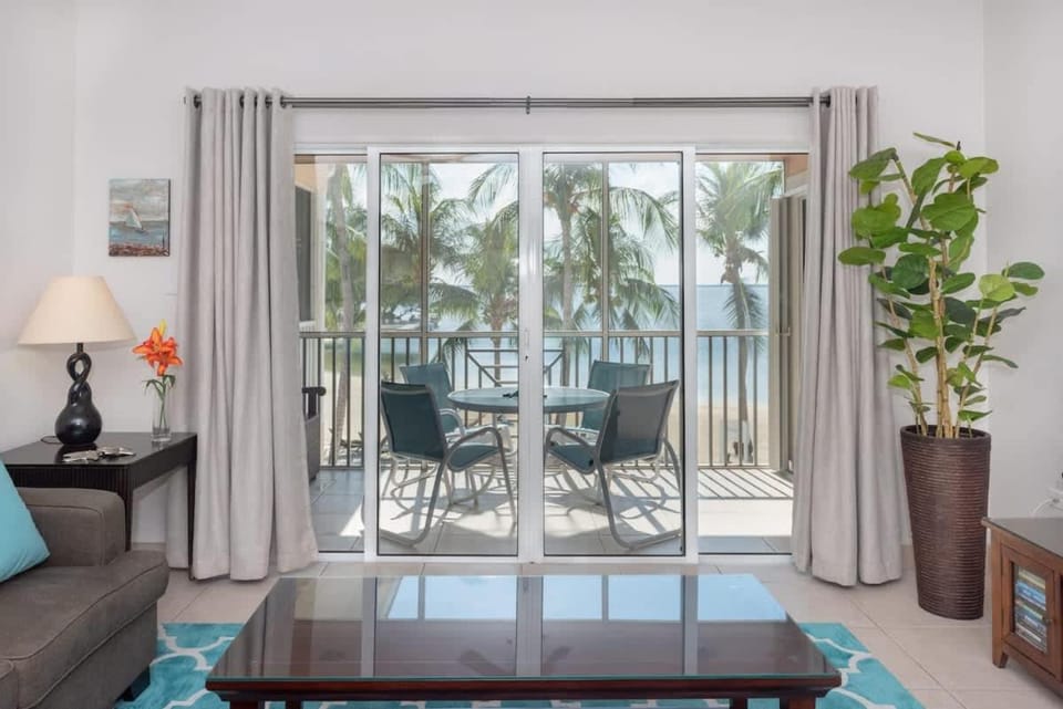 Balcony/Terrace, Living room