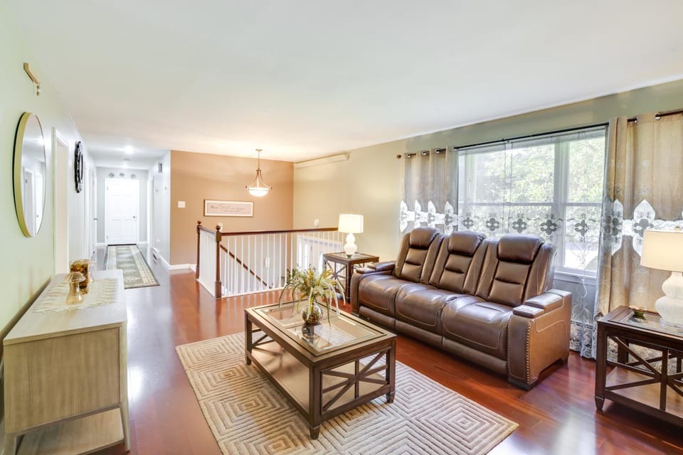Great for Families: Waterville Retreat w/ Yard! House in Waterville