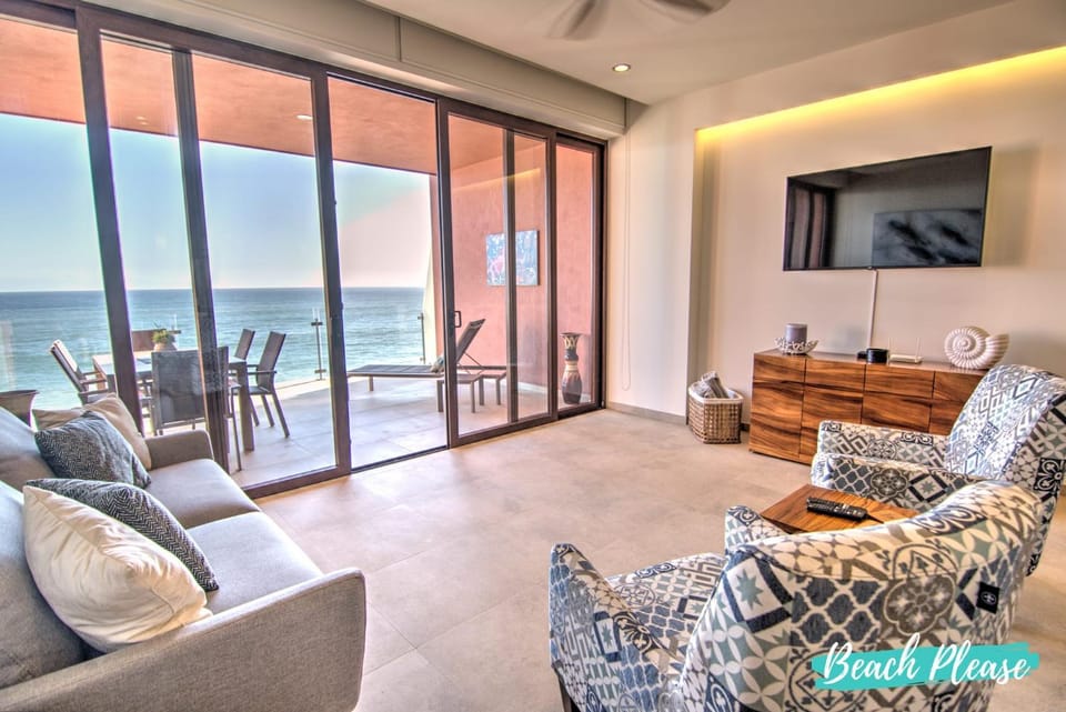 Casa del Mar Bucerias - Beachfront Condos House in Bucerias