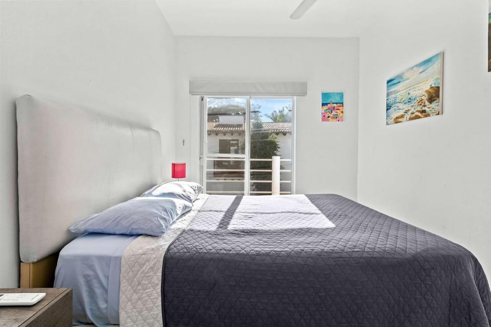 Madison - 99 Steps to Beach in Golden Zone Apartment in Bucerias