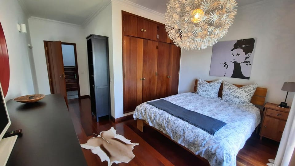 Casa Clérigo Espartal Apartment in Faro District