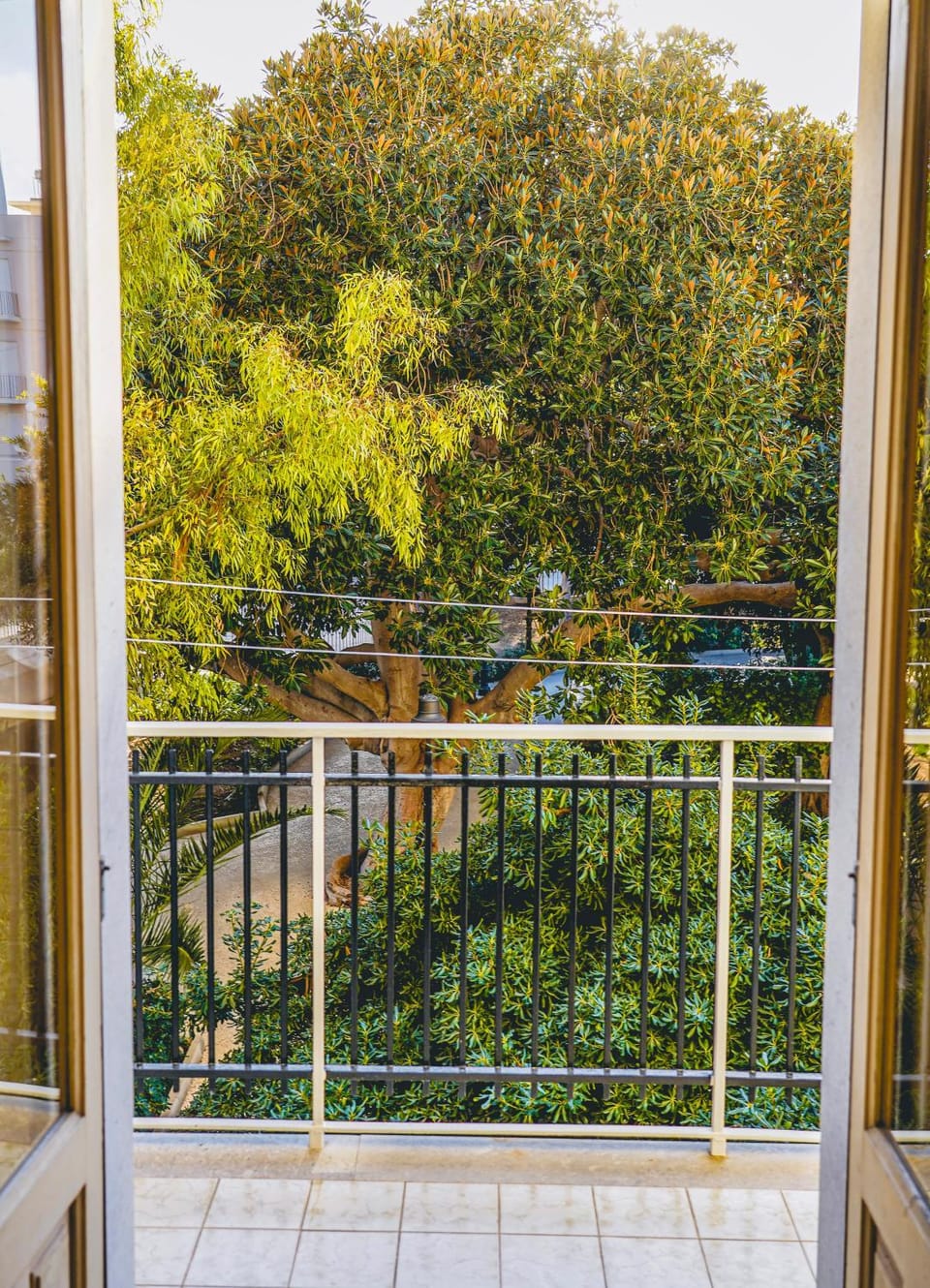Property building, View (from property/room), City view, Garden view, Landmark view, Sea view, Street view, Quiet street view