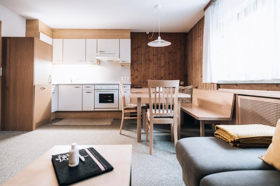 Kitchen or kitchenette, Living room, Dining area