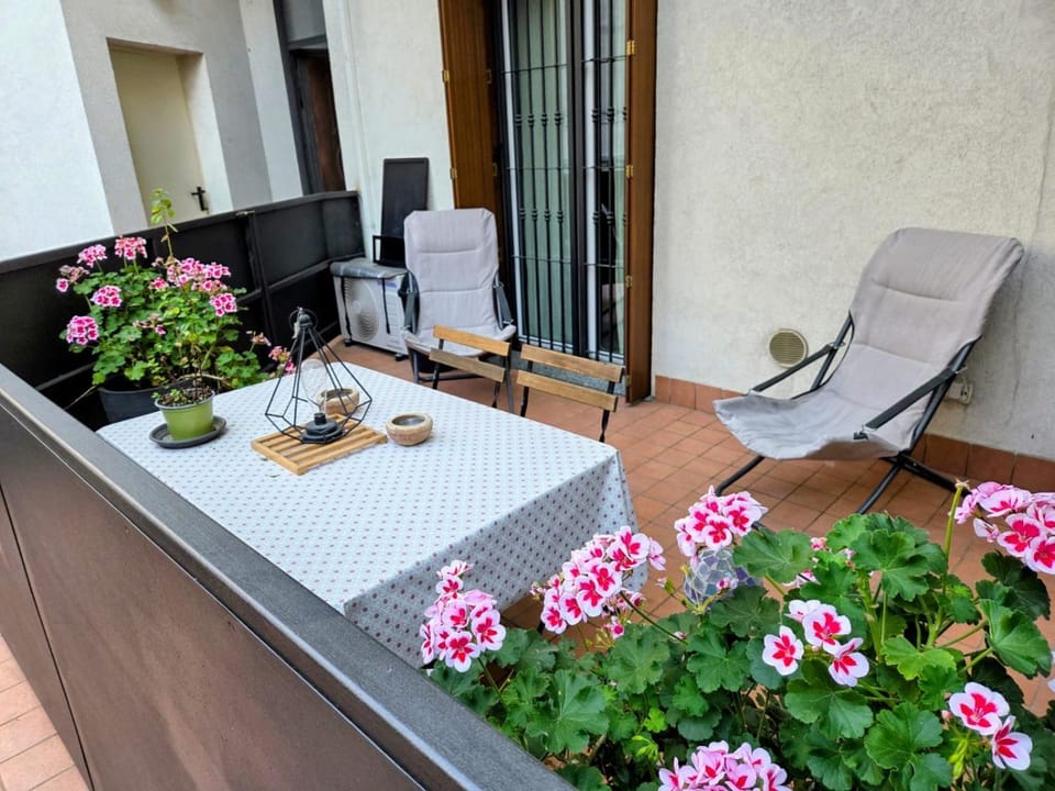 Loft moderno con terrazzo Apartment in Milan