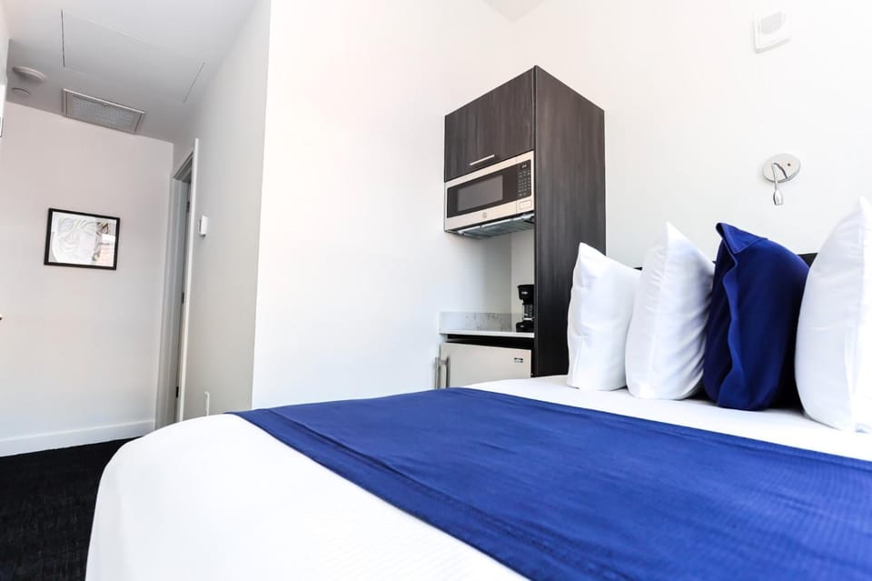 Modern Studio in Historic Boston - Unit #401 Apartment in Boston