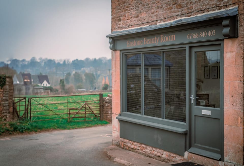 Spring, Day, Quiet street view