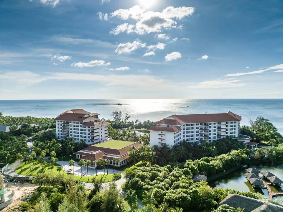 Property building, Natural landscape, Sea view
