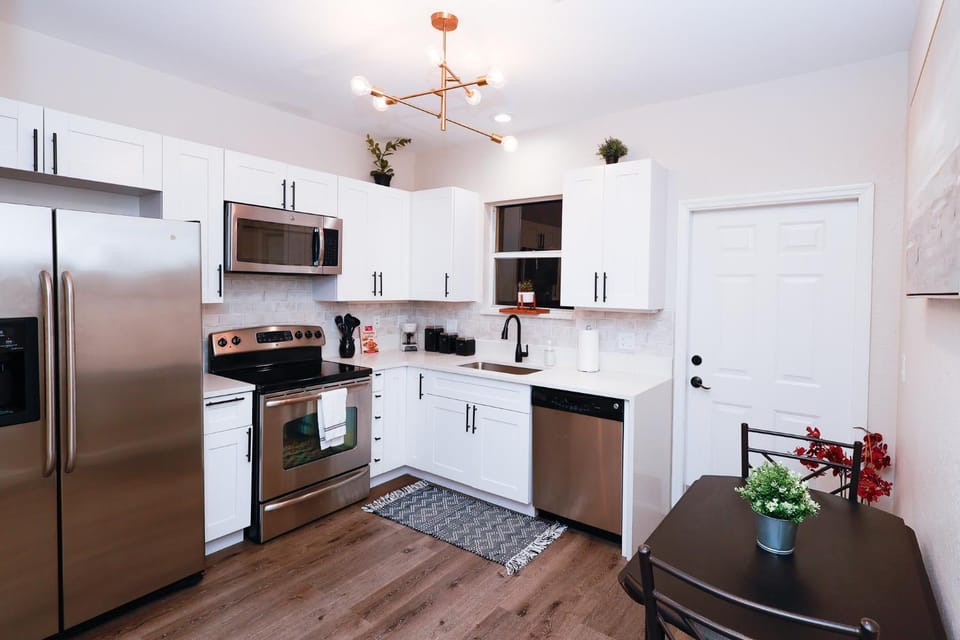 dishwasher, minibar, pet friendly, kitchen