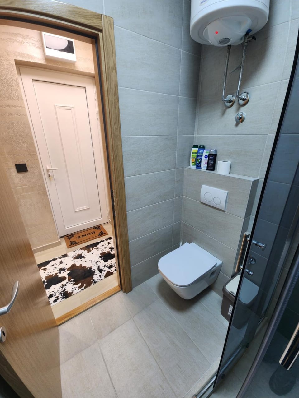 Shower, Toilet, Bathroom