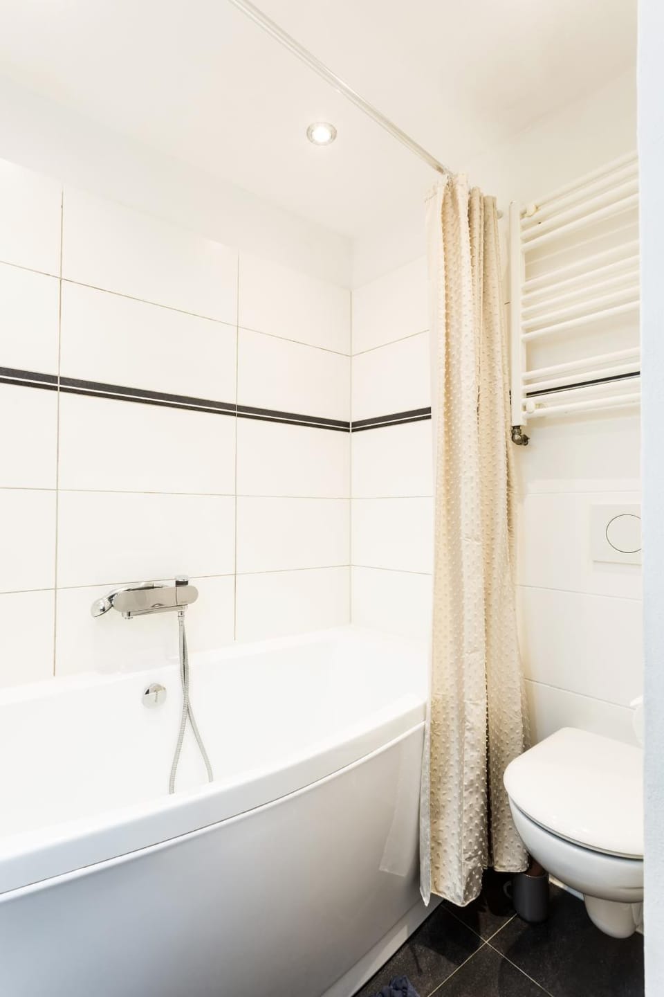Shower, Toilet, Bathroom, Bath