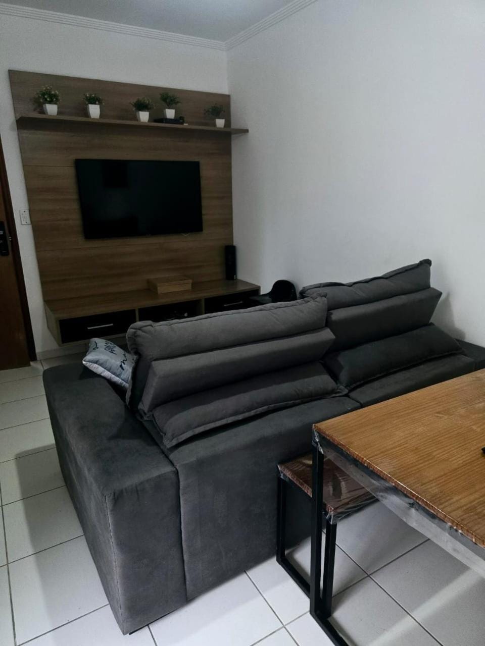200m Praia Canto do Forte! 2 Quartos - Estacionamento e Varanda Gourmet - Wi-Fi 500Mega Apartment in State of São Paulo