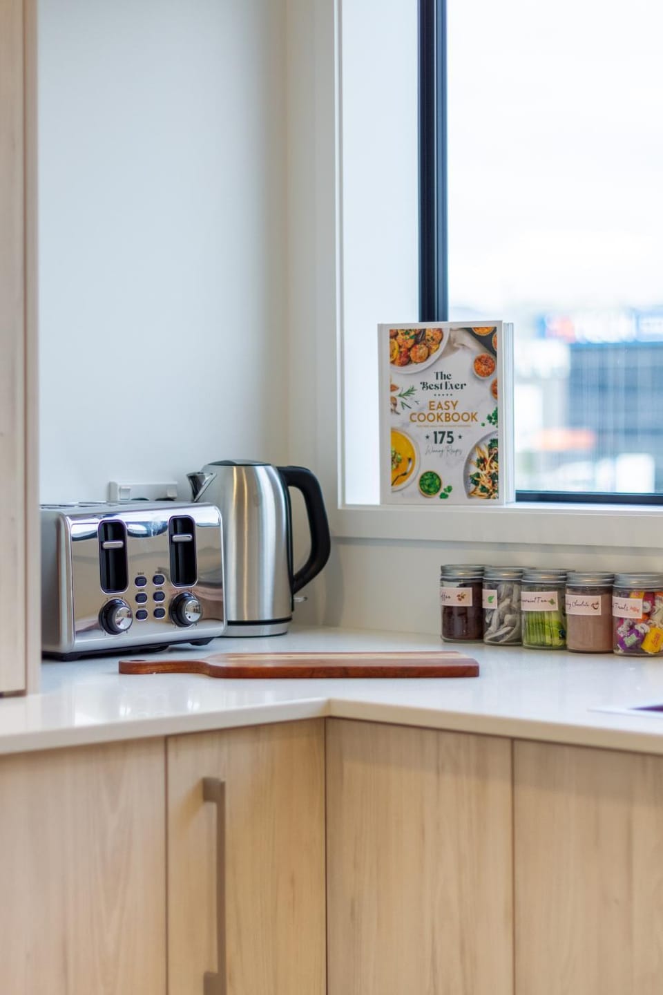 Coffee/tea facilities, Kitchen or kitchenette, Food and drinks, Food, toaster