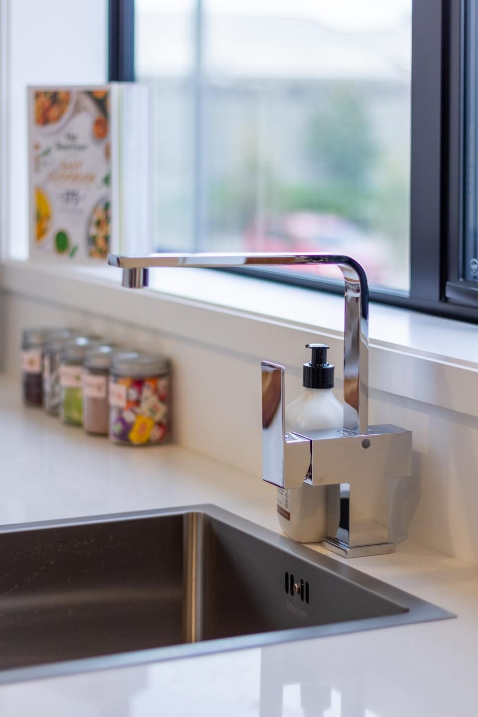 Coffee/tea facilities, Kitchen or kitchenette, dishwasher