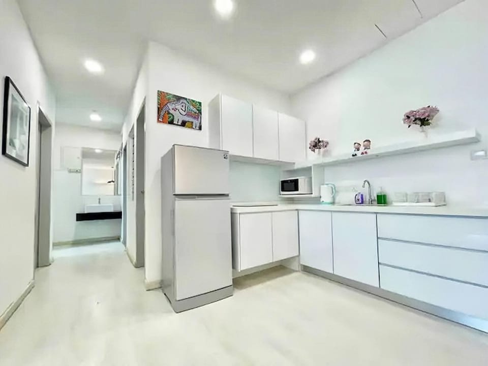 Coffee/tea facilities, Kitchen or kitchenette, minibar