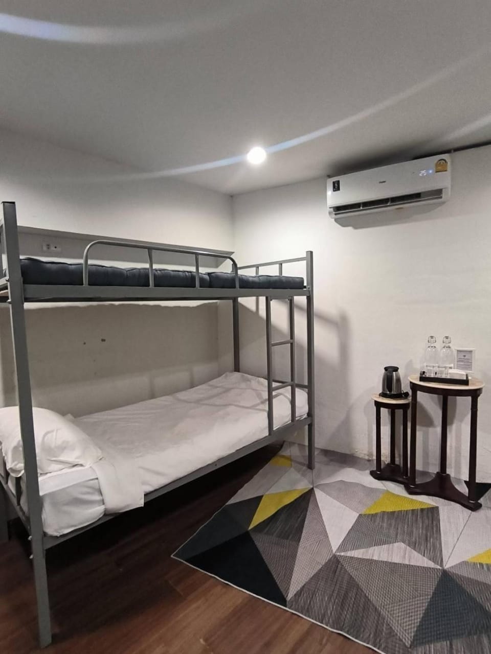 Photo of the whole room, bunk bed