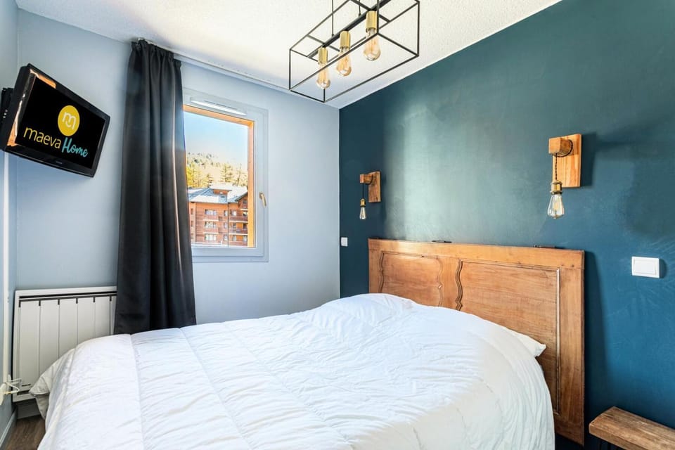 Bed, Bedroom, furniture
