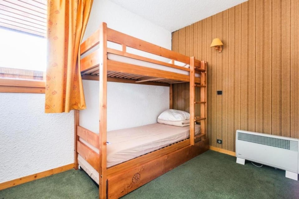 Bed, Bedroom, furniture