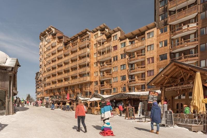 City view, Street view