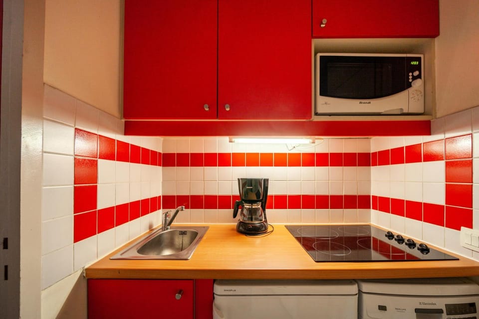 Bathroom, kitchen