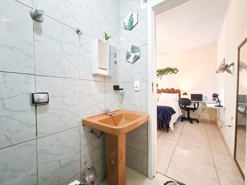 Bathroom, Floor plan