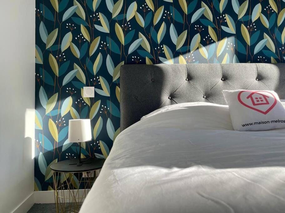 Logis de la Pomme d'Or x Melrose House in Bayeux