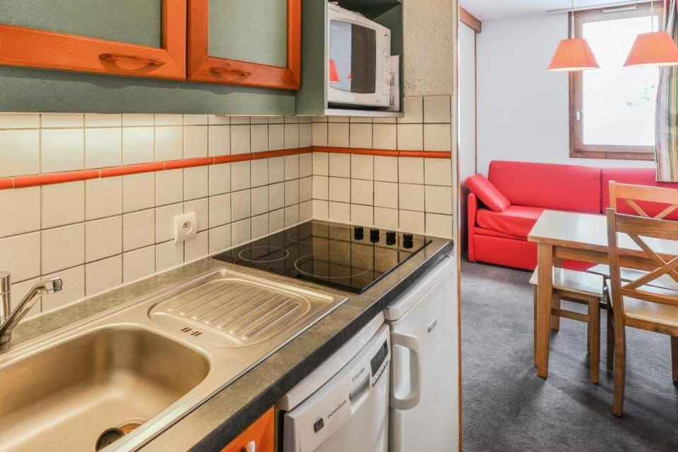 Bathroom, kitchen