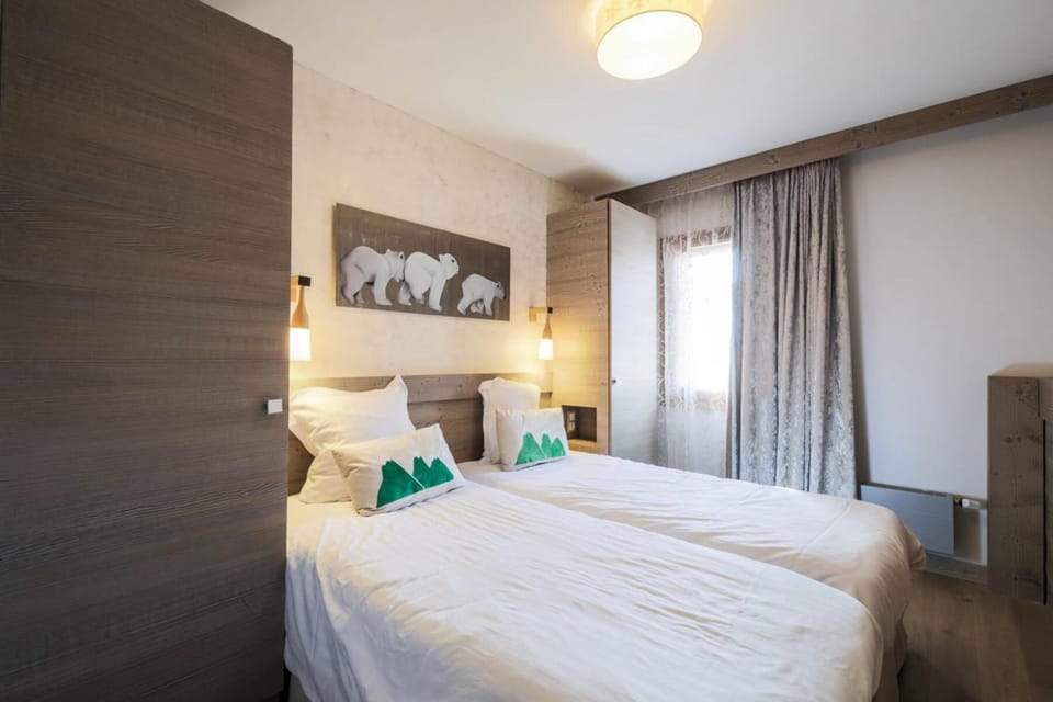 Bed, Bedroom, furniture