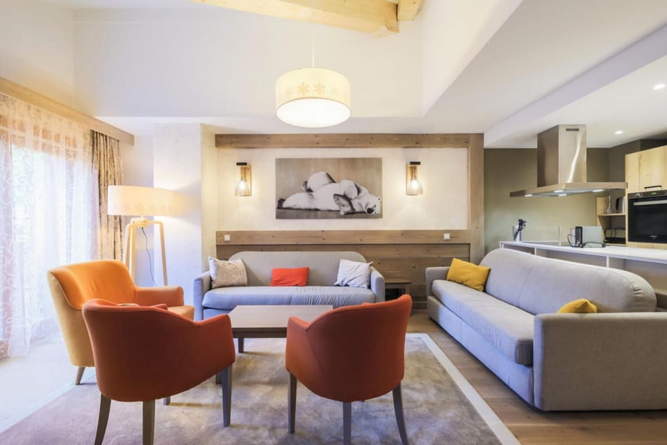 Bed, Living room, fireplace, kitchen