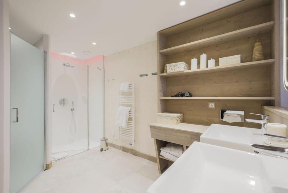 Shower, Bathroom, furniture