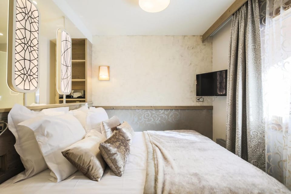 Bed, furniture