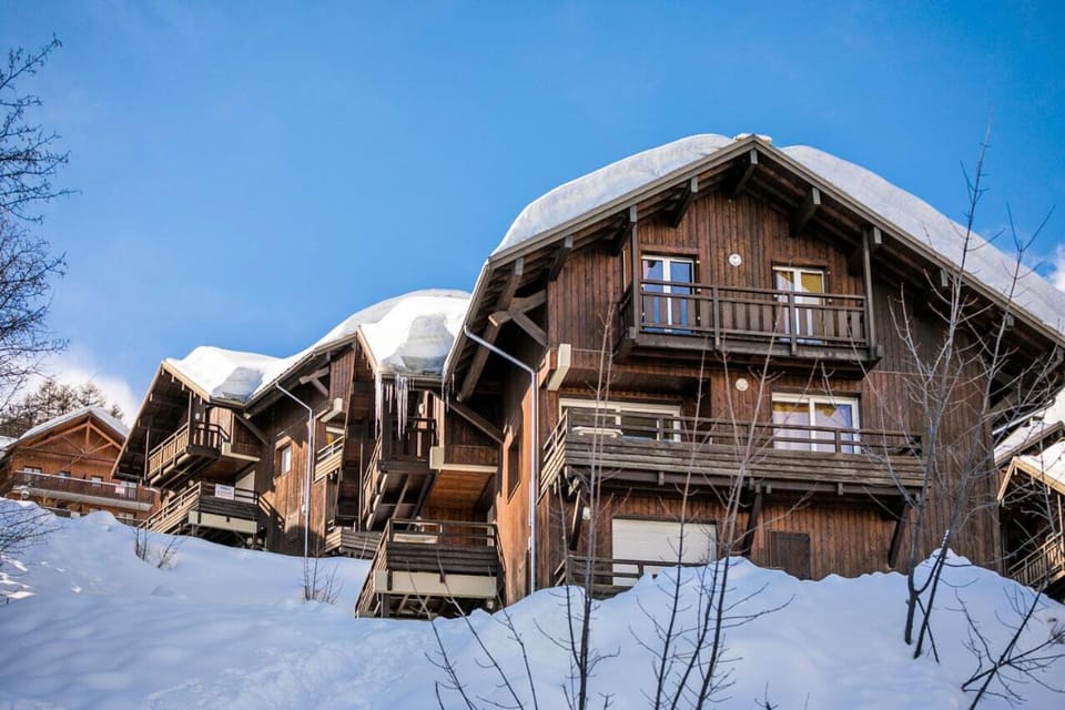 Résidence Les Chalets de Puy Saint Vincent - maeva Home - Appartement 3 Pièces 6 Personnes - Confort MAE-6380 Apartment in Provence-Alpes-Côte d'Azur