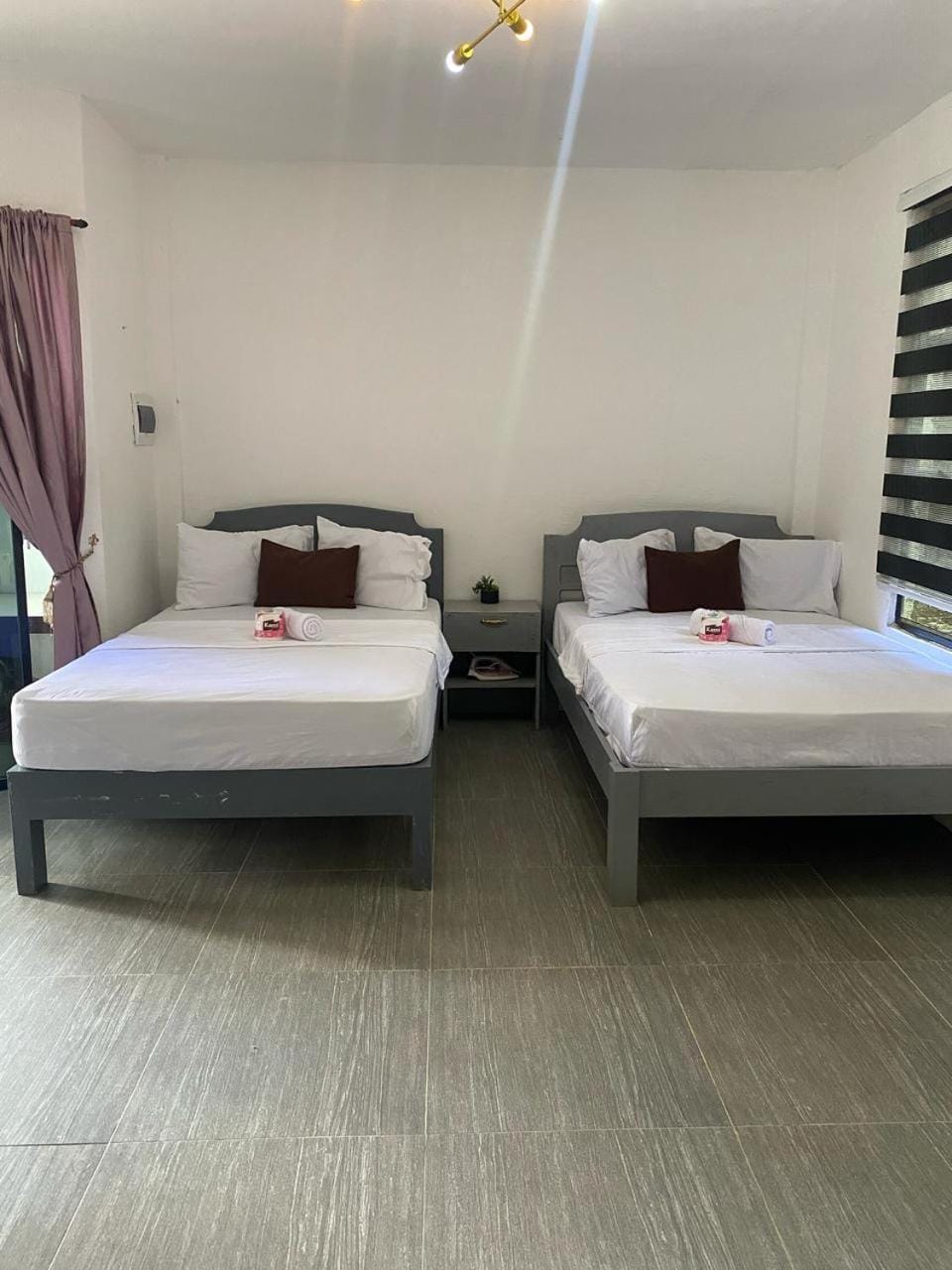 Pamarayeg Room Bed and Breakfast in Central Visayas